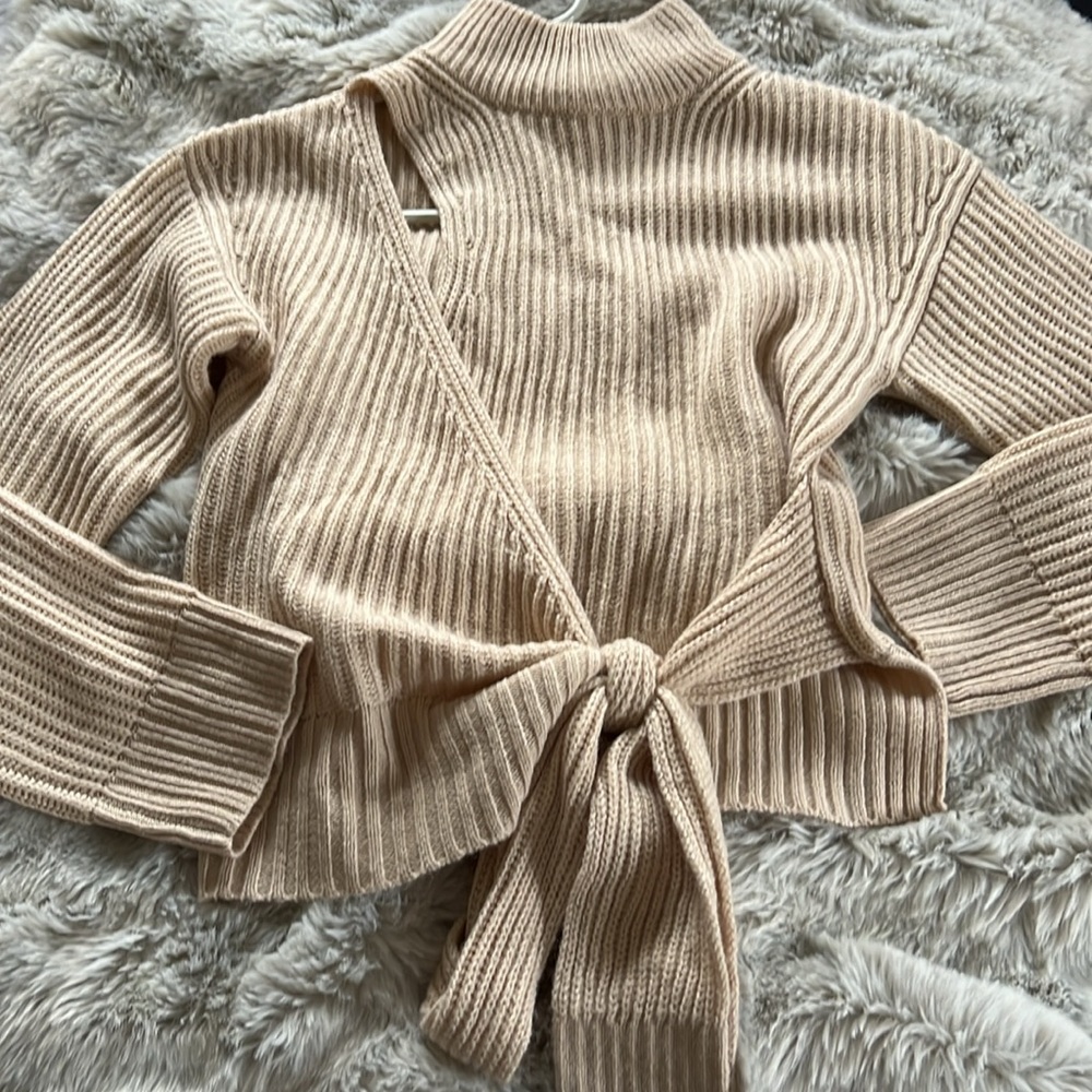 Light tan sweater with wrap